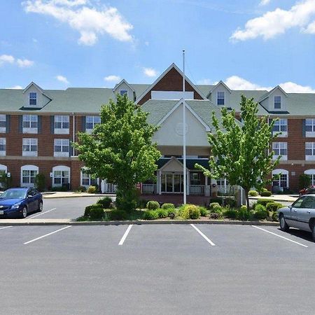 Blisspoint Inn & Suites ماريون المظهر الخارجي الصورة
