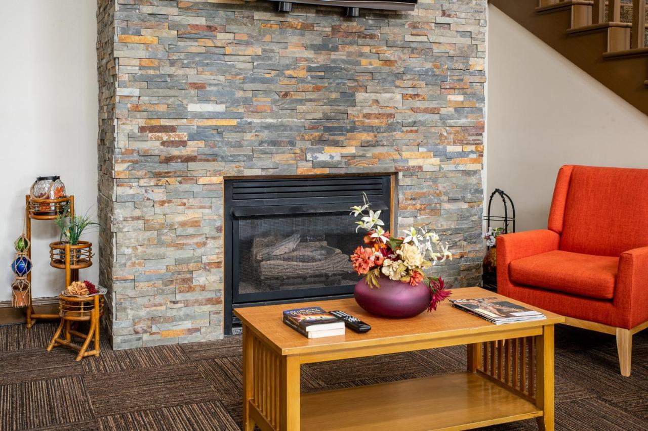 Blisspoint Inn & Suites ماريون المظهر الخارجي الصورة