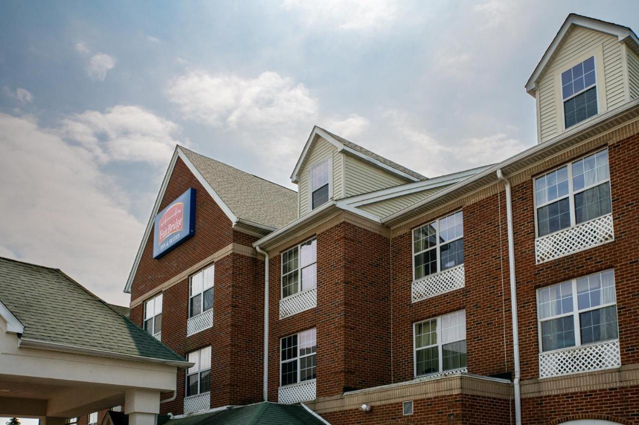 Blisspoint Inn & Suites ماريون المظهر الخارجي الصورة