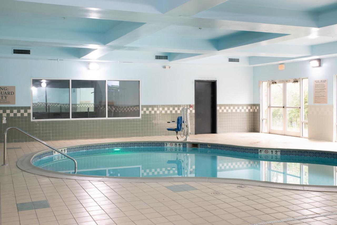 Blisspoint Inn & Suites ماريون المظهر الخارجي الصورة
