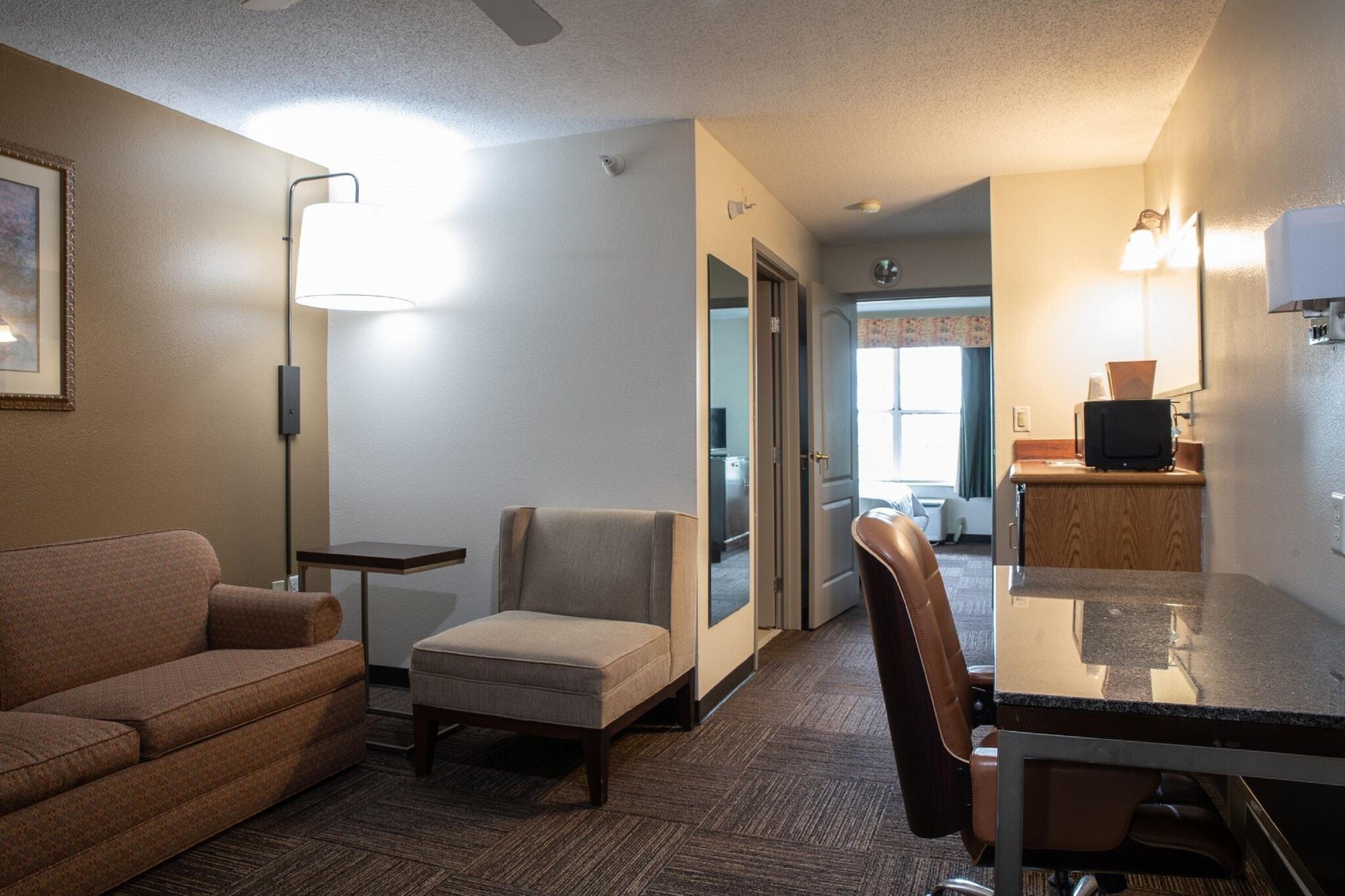 Blisspoint Inn & Suites ماريون المظهر الخارجي الصورة