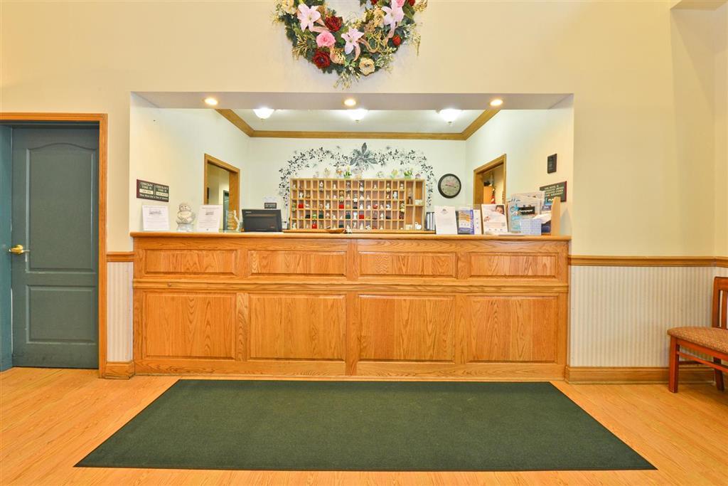 Blisspoint Inn & Suites ماريون المظهر الداخلي الصورة